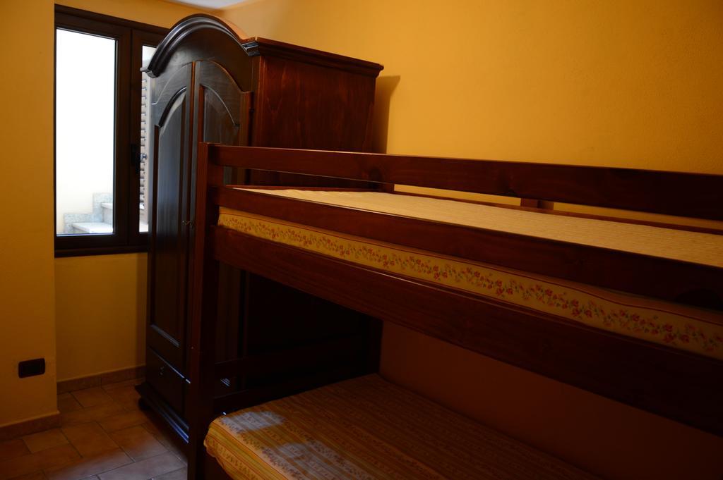 Fiorerosa Santa Maria Navarrese Kamer foto