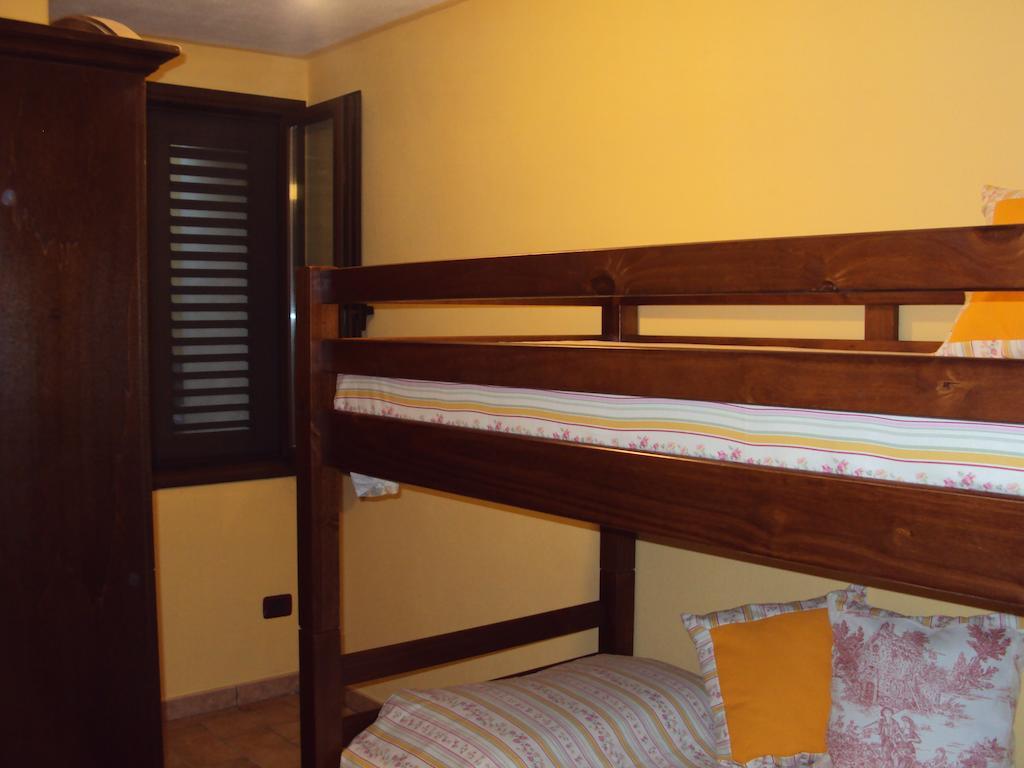 Fiorerosa Santa Maria Navarrese Kamer foto